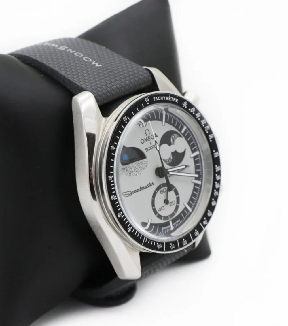 NWOT Swatch x Omega Mission to Earthphase Moonshine Moon Full Grey Black Watch